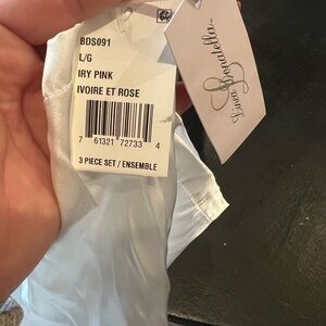 Simone Perele Ivory and Pink Lingerie Set